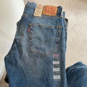 NWT -Levi’s 502 Regular Taper